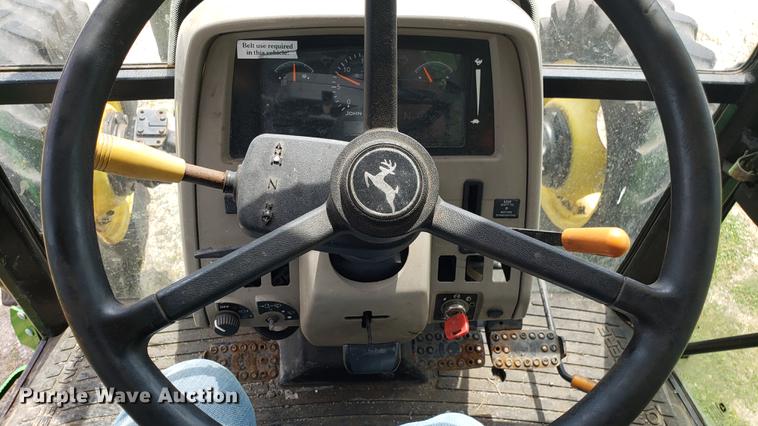 image for item DD4703 2009 John Deere 5101E MFWD tractor