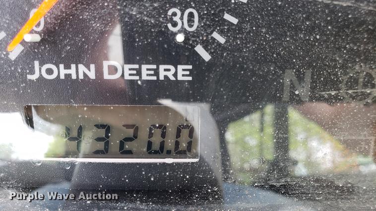 image for item DD4703 2009 John Deere 5101E MFWD tractor