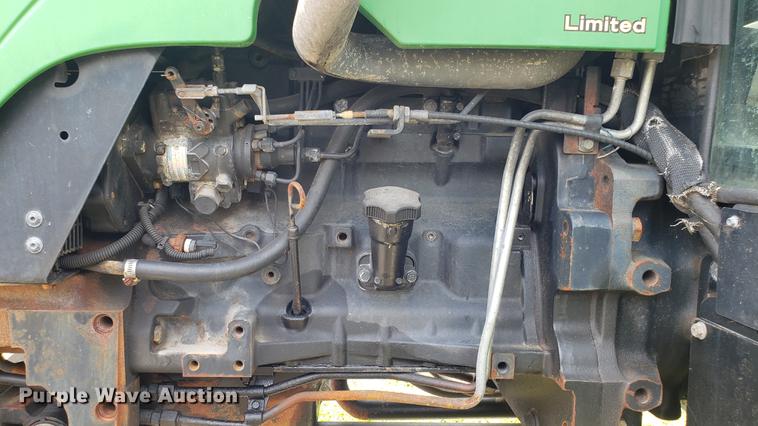 image for item DD4703 2009 John Deere 5101E MFWD tractor