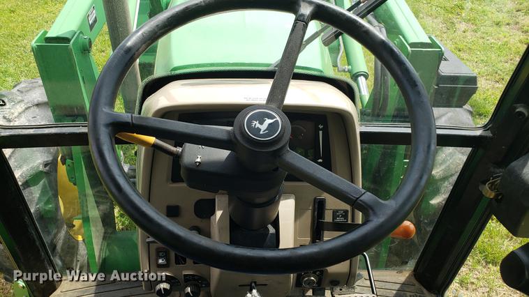 image for item DD4704 2009 John Deere 5101E MFWD tractor