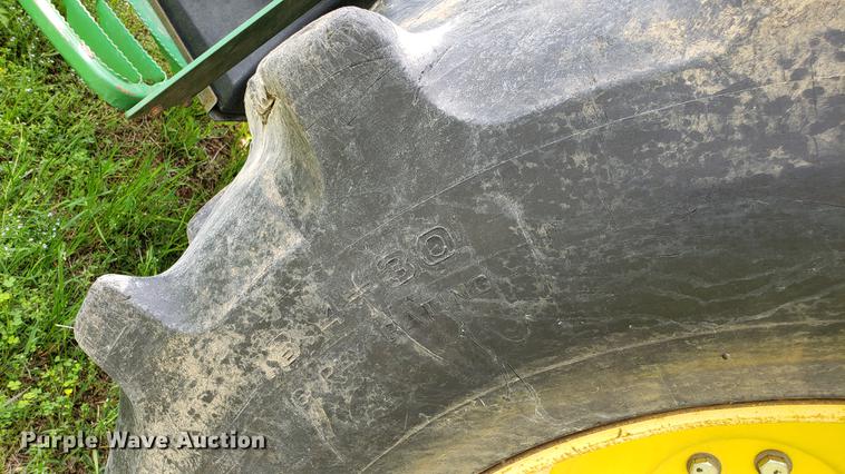 image for item DD4704 2009 John Deere 5101E MFWD tractor