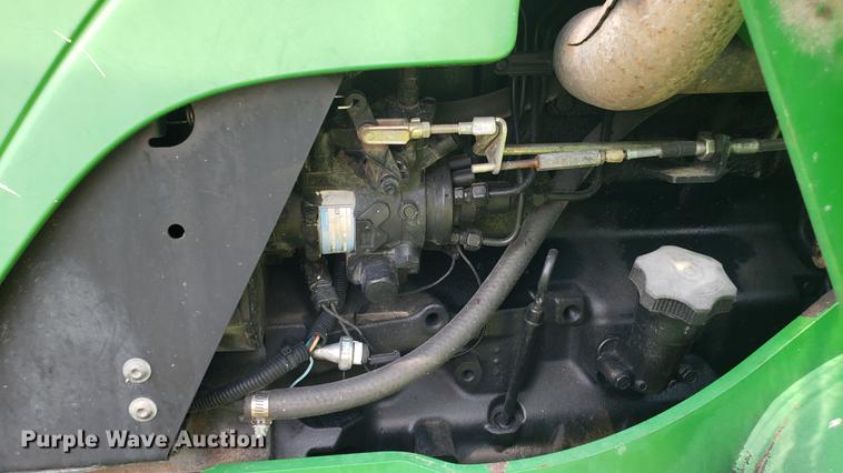 image for item DD4704 2009 John Deere 5101E MFWD tractor