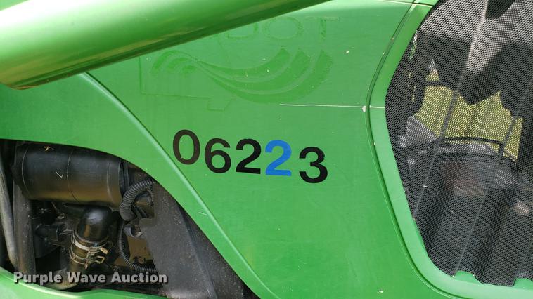 image for item DD4704 2009 John Deere 5101E MFWD tractor