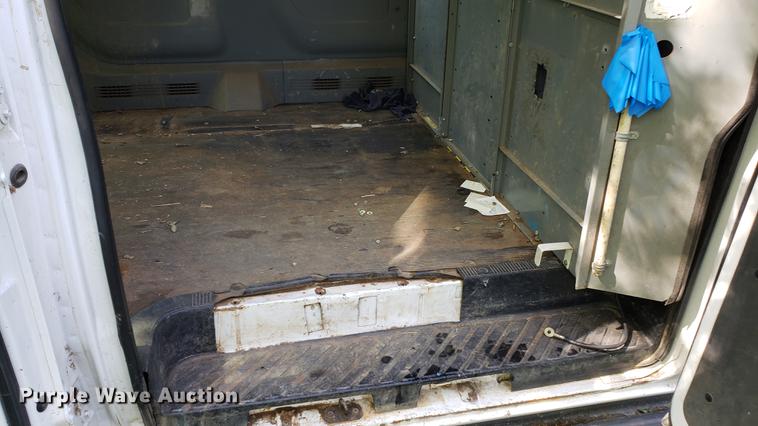 image for item DD4708 2006 Ford E350 van