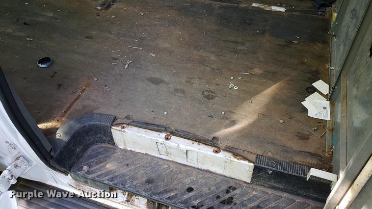 image for item DD4708 2006 Ford E350 van