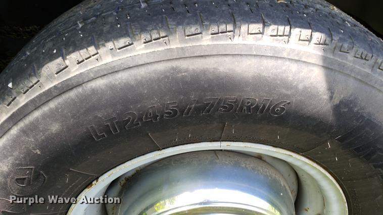 image for item DD4708 2006 Ford E350 van