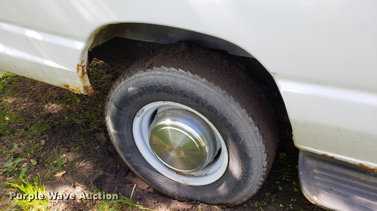 image for item DD4708 2006 Ford E350 van