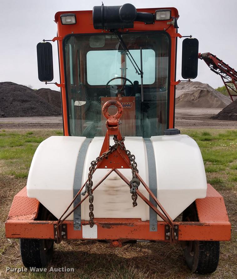 image for item DD6962 2004 Broce RJ350 broom