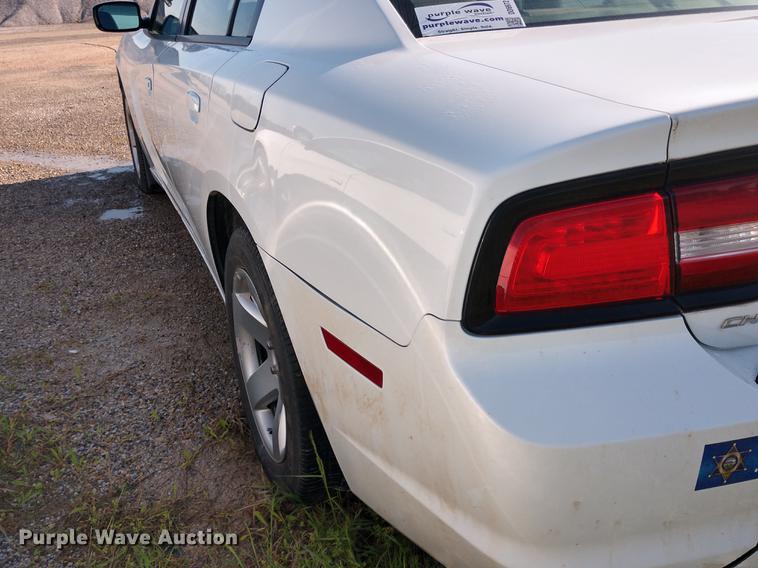 image for item DD6972 2011 Dodge Charger Police