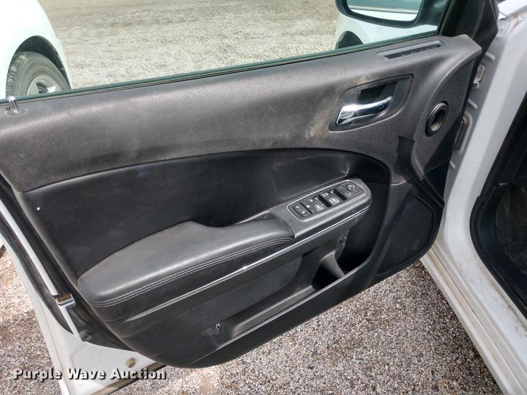 image for item DD6973 2013 Dodge Charger Police