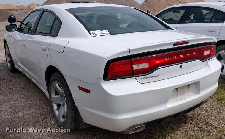 image for item DD6974 2013 Dodge Charger Police