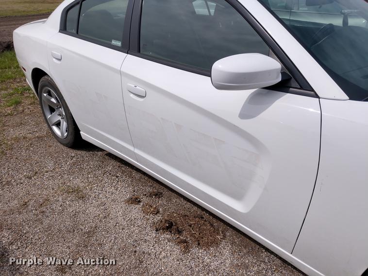 image for item DD6974 2013 Dodge Charger Police