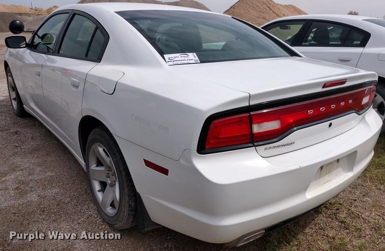 image for item DD6974 2013 Dodge Charger Police