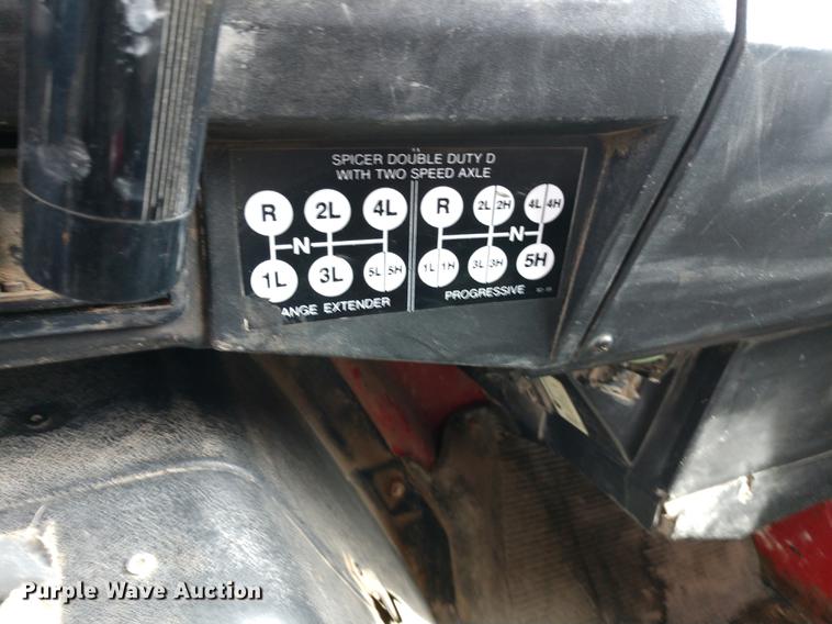 image for item DD6976 1999 International 4700 dump truck