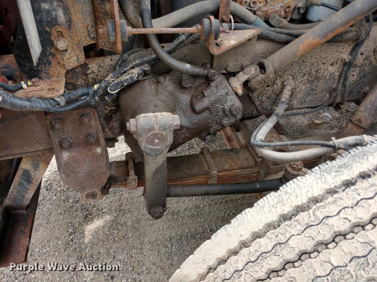 image for item DD6976 1999 International 4700 dump truck