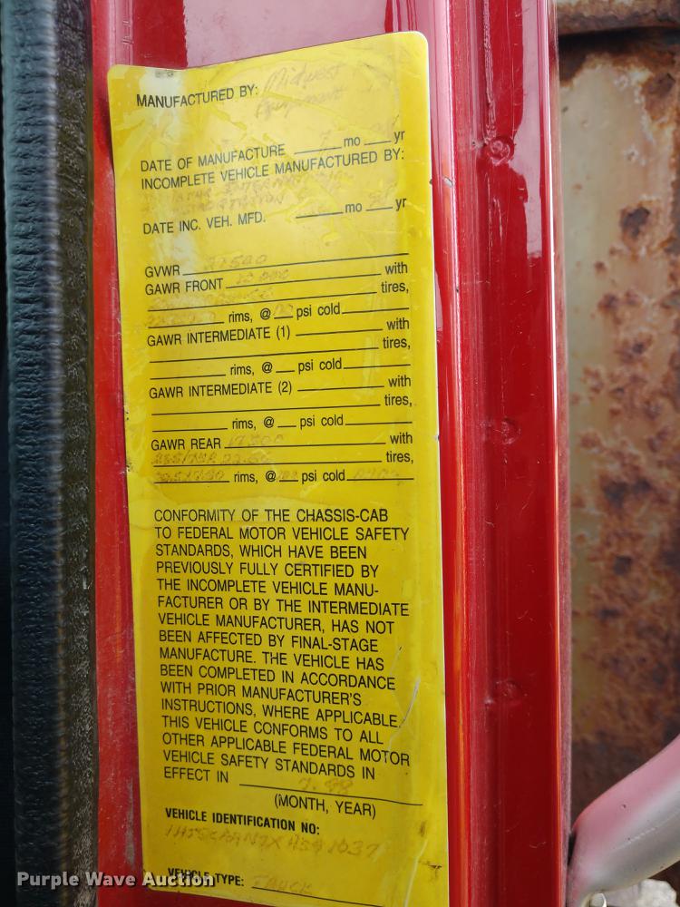 image for item DD6976 1999 International 4700 dump truck