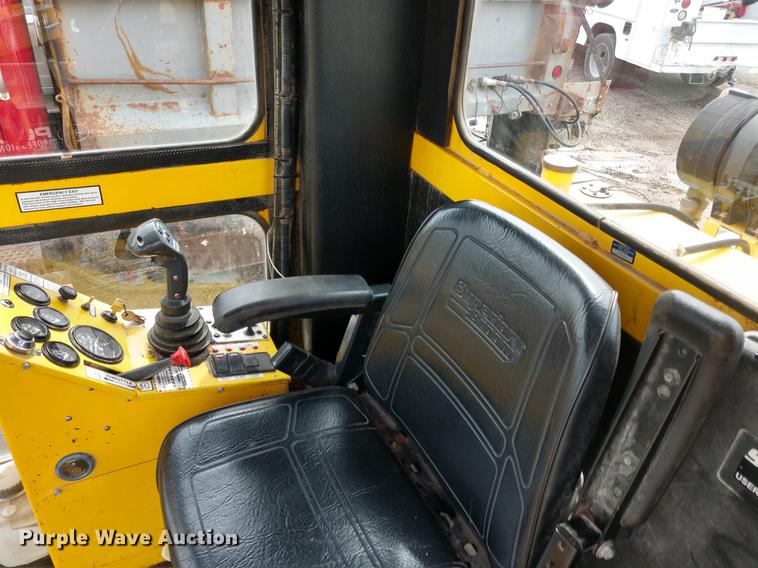 image for item DD6977 Superior DT80CT broom