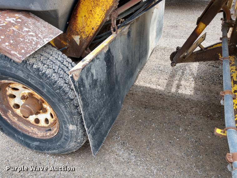 image for item DD6977 Superior DT80CT broom