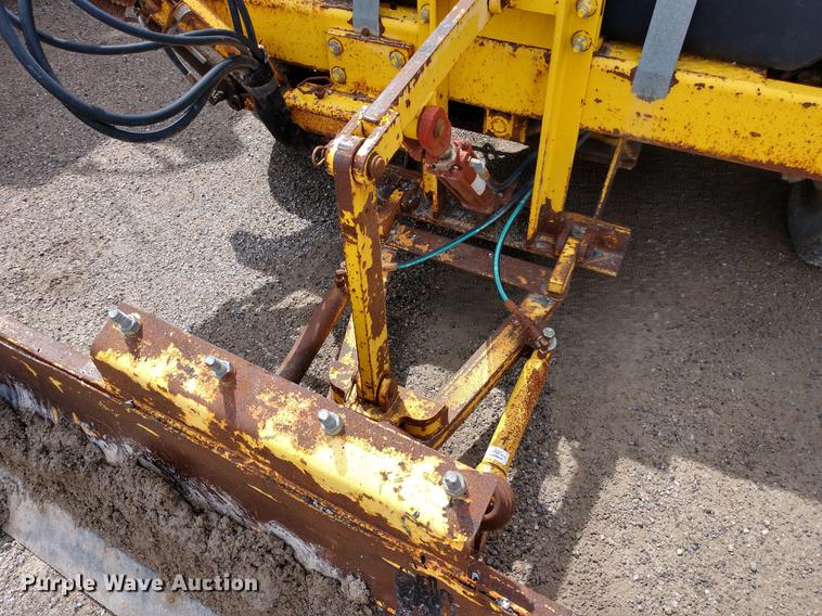 image for item DD6977 Superior DT80CT broom