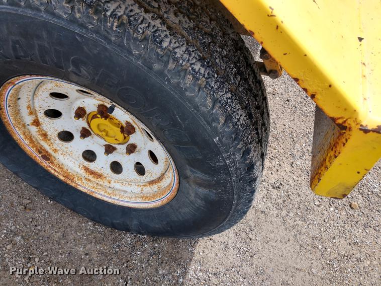 image for item DD6977 Superior DT80CT broom