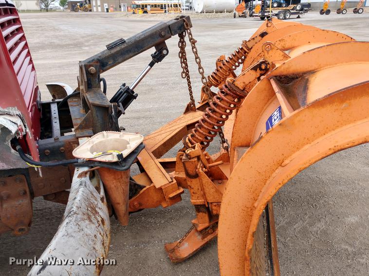 image for item DD6978 1999 International 4700 dump truck