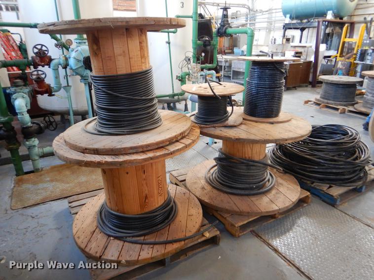 image for item DE1247 (6) partial spools of cable