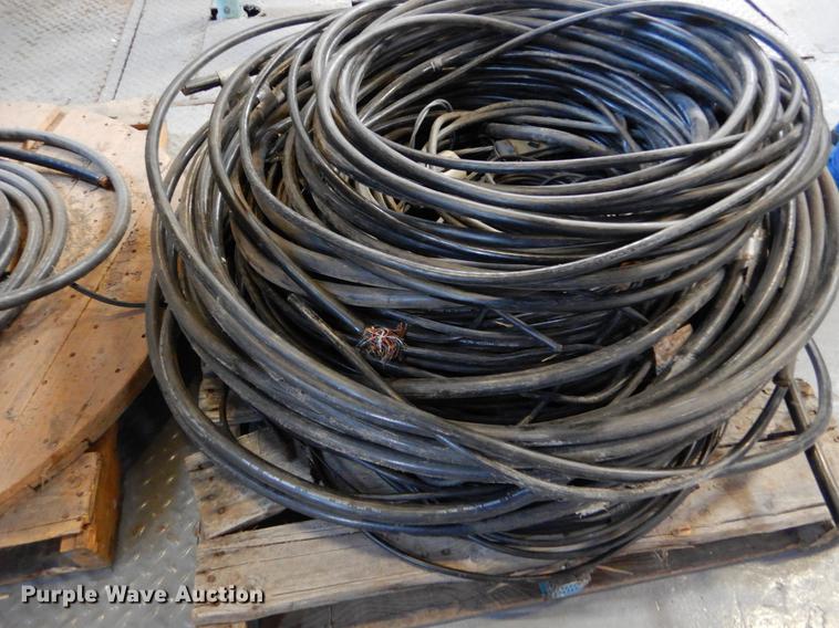 image for item DE1247 (6) partial spools of cable