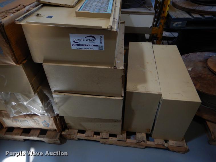 image for item DE1250 (21) Trane D16A002 air conditioners