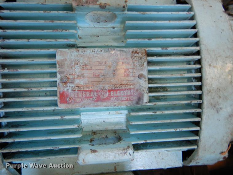 image for item DE1259 (3) pumps