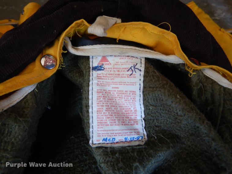 image for item DE1260 Fire fighting apparel