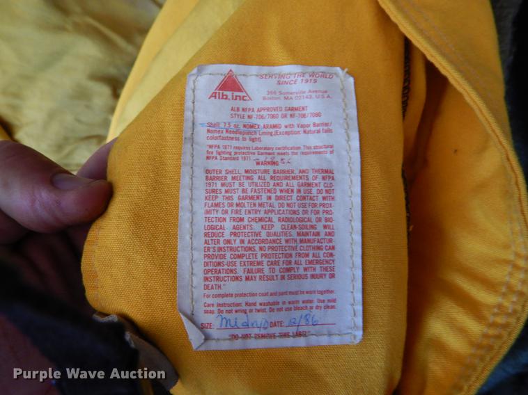 image for item DE1260 Fire fighting apparel