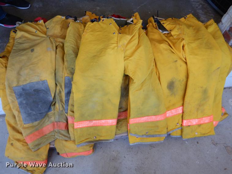 image for item DE1260 Fire fighting apparel