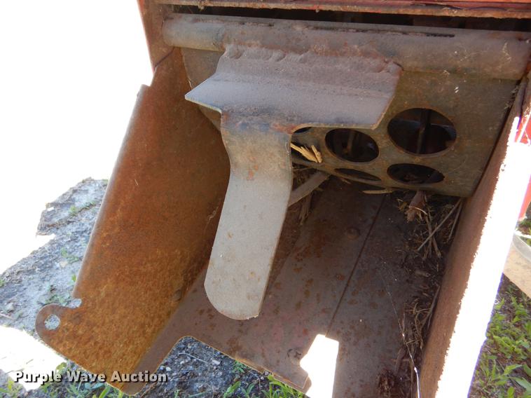 image for item DE1261 Troy-Bilt Super Tomahawk 47251 wood chipper