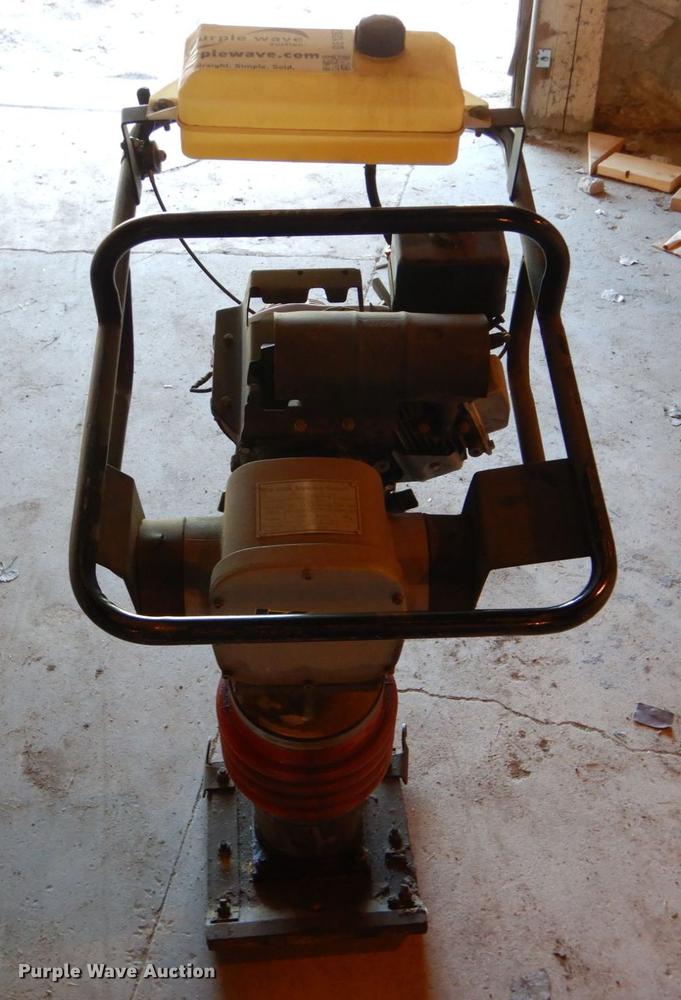 image for item DE1262 Plate compactor