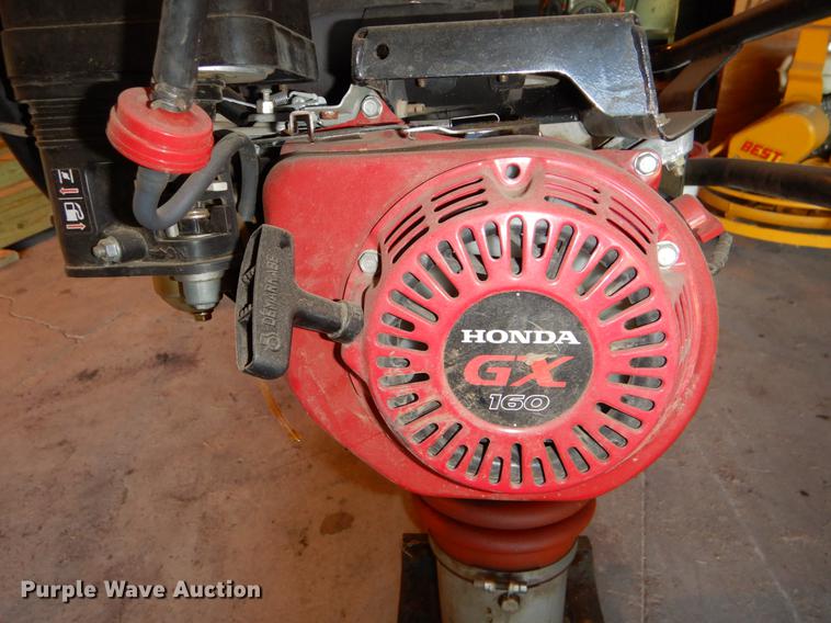 image for item DE1262 Plate compactor