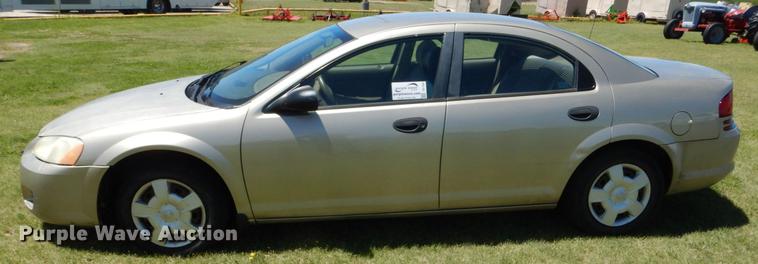 image for item DE1264 2004 Dodge Stratus SE