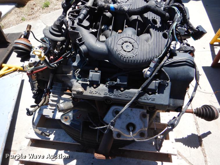 image for item DE1264 2004 Dodge Stratus SE