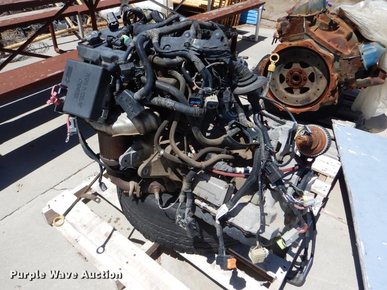 image for item DE1264 2004 Dodge Stratus SE