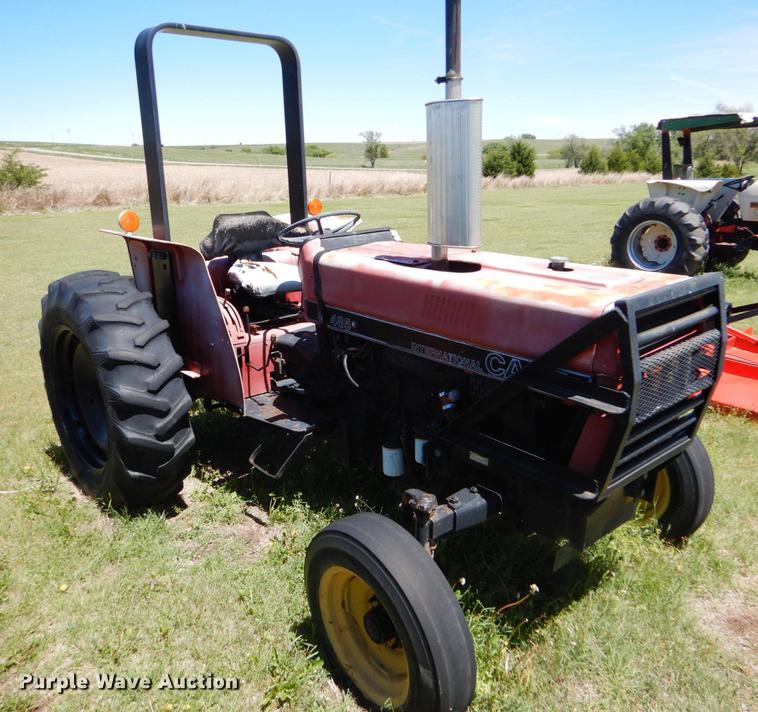image for item DE1265 1988 Case IH 485 tractor