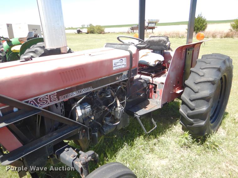 image for item DE1265 1988 Case IH 485 tractor