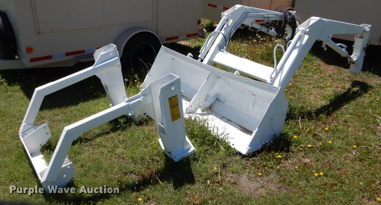 image for item DE1265 1988 Case IH 485 tractor