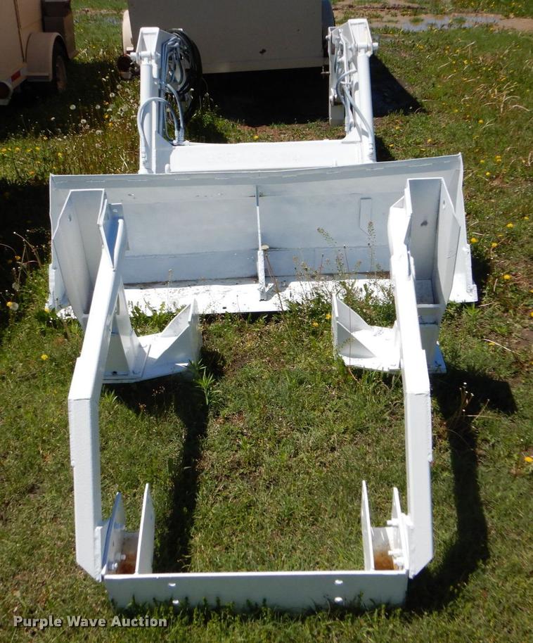 image for item DE1265 1988 Case IH 485 tractor