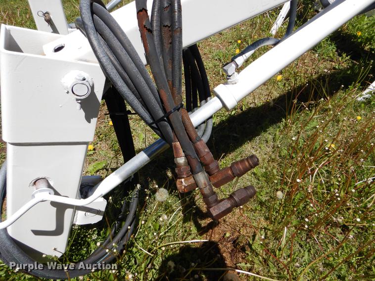 image for item DE1265 1988 Case IH 485 tractor