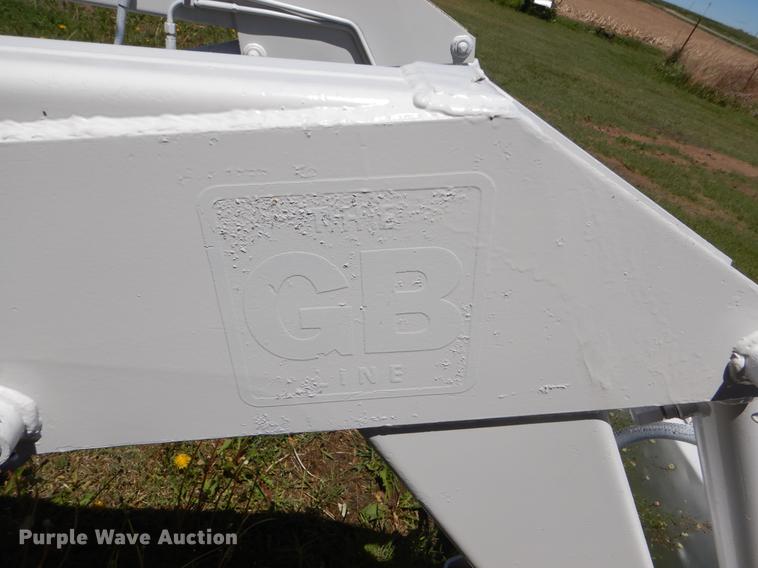 image for item DE1265 1988 Case IH 485 tractor