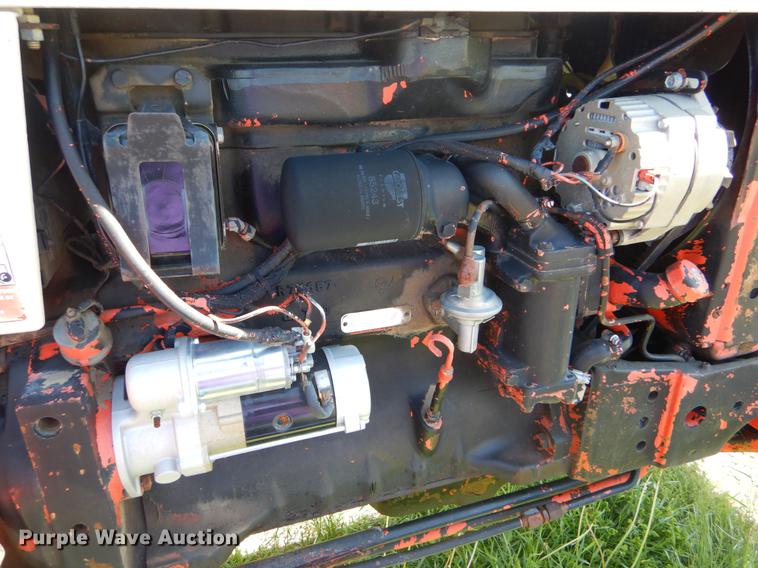 image for item DE1266 1982 John Deere 2640 tractor