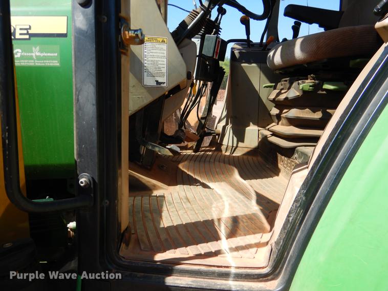 image for item DE3961 2007 John Deere 6615 tractor