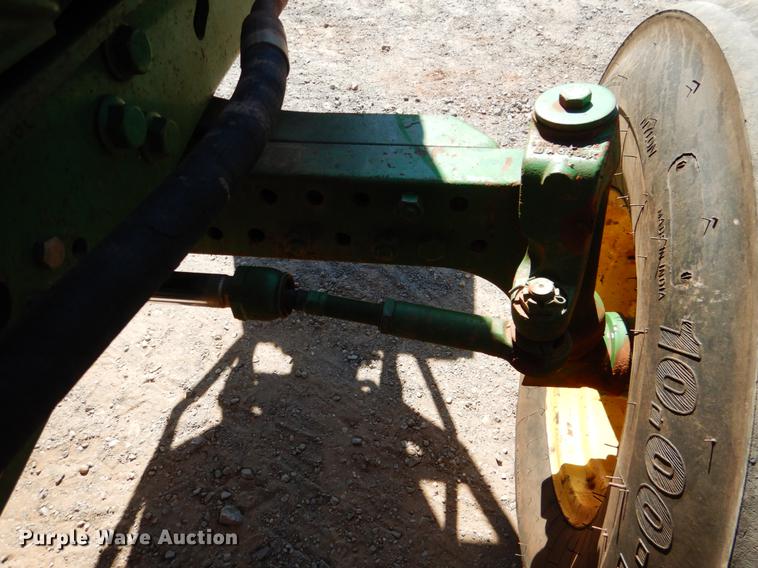 image for item DE3961 2007 John Deere 6615 tractor