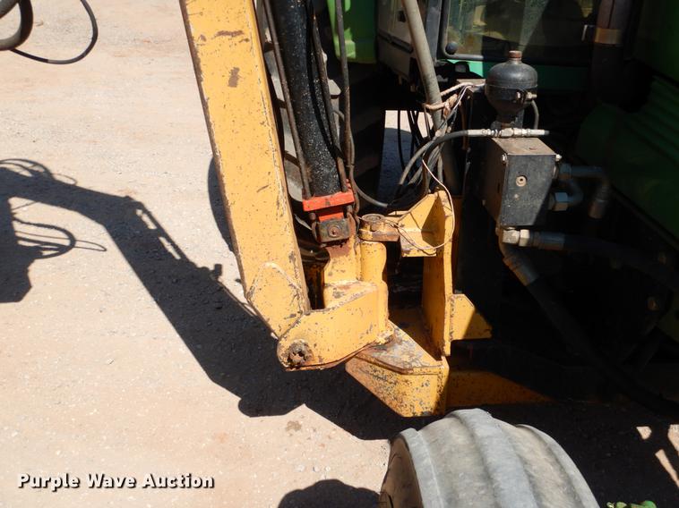 image for item DE3961 2007 John Deere 6615 tractor