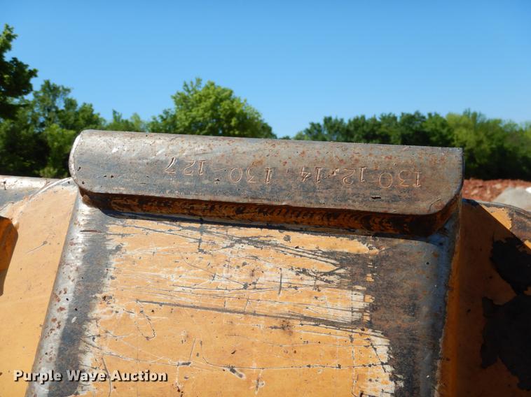 image for item DE3961 2007 John Deere 6615 tractor