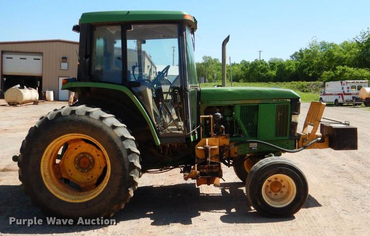 image for item DE3962 2001 John Deere 6310 tractor